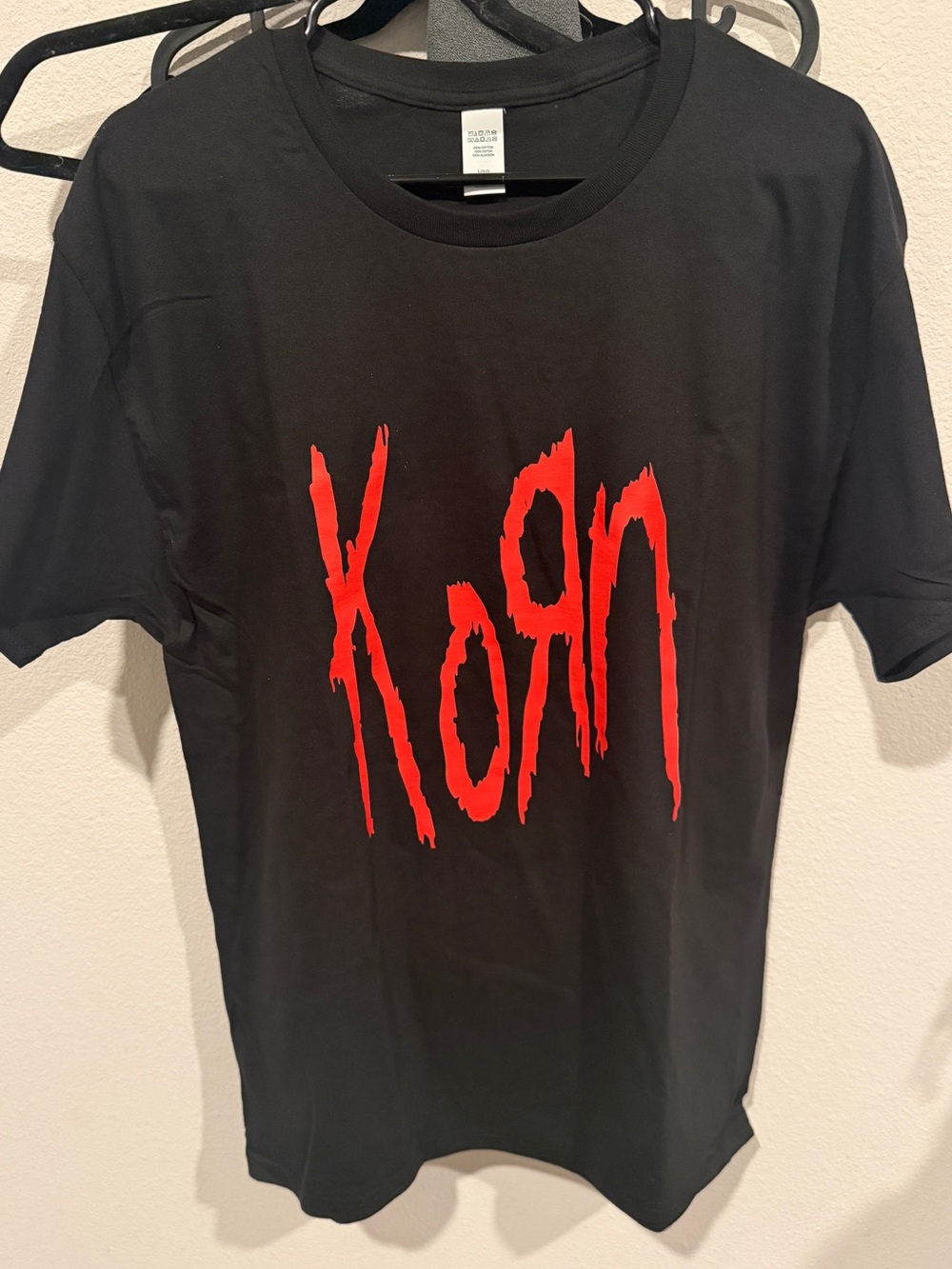 KORN GRAPHIC TEE - Red letters (Large)